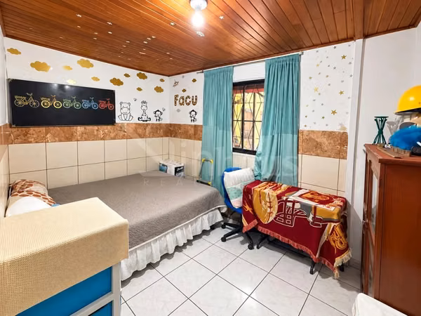 Venta de casa en Desamparados AS ID43714