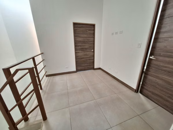 Casa en alquiler Ciudad Colon en condominio