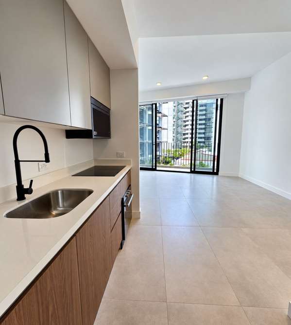 Se alquila apartamento de 1 habitación con línea blanca en Parkwood, Nunciatura.
