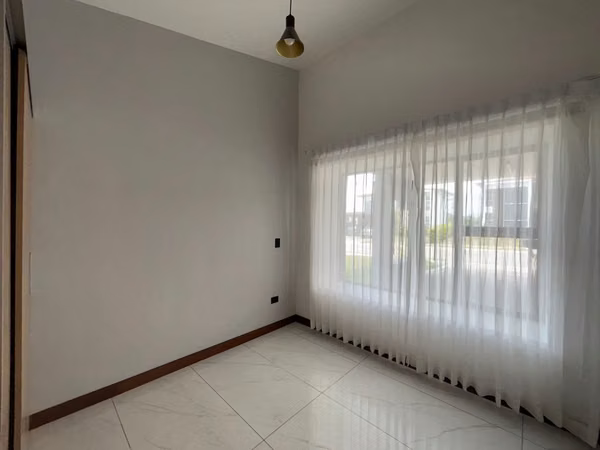 ALQUILER DE CASA EN CONDOMINIO - LOS REYES - LA GUACIMA