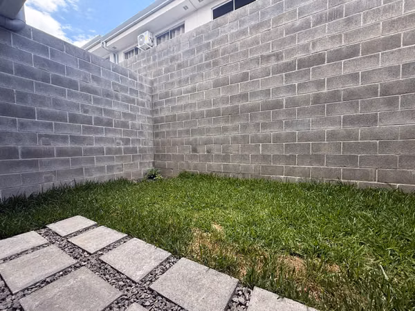 ALQUILER DE CASA EN DISTRITO 5 PARA ESTRENAR CON LINEA BLANCA