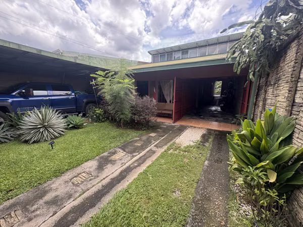 * Sale of house in Mercedes Norte - Use of mixed soil