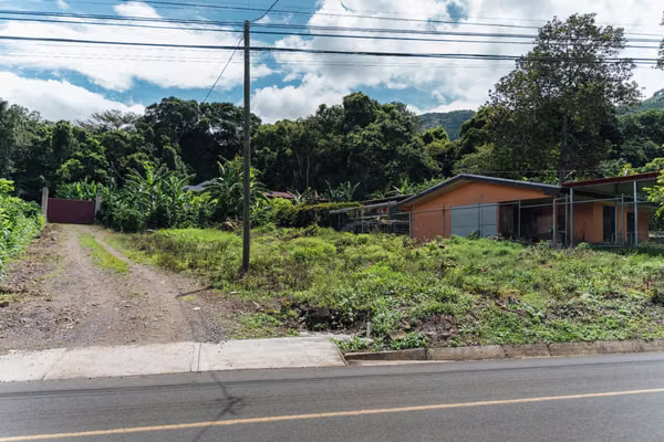 Lote Plano de 553 m² a 1 km del Centro – Santa María de Dota