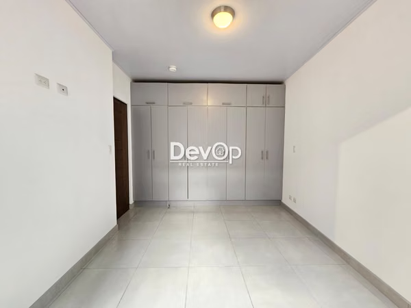 Alquiler de apartamento, 1 habitación, 1 parqueo, patio. San Pedro-Vargas Araya.