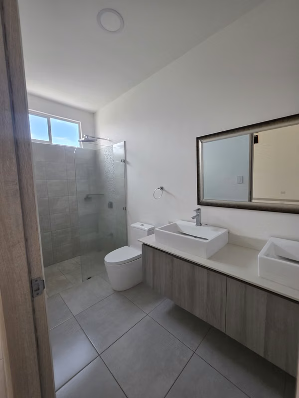 ALQUILER DE CASA EN CONDOMINIO LA ARBOLEDA, LA RIBERA BELEN
