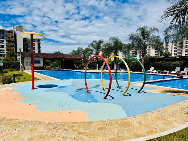 VENTA DE HERMOSO APARTAMENTO EN PISO 8 EN CONDOMINIO 9-10 COMPLETAMENTE AMOBLADO Y EQUIPADO