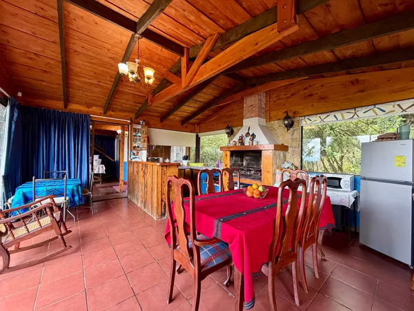 Quinta con cabaña de estilo rústico en Poasito, Alajuela