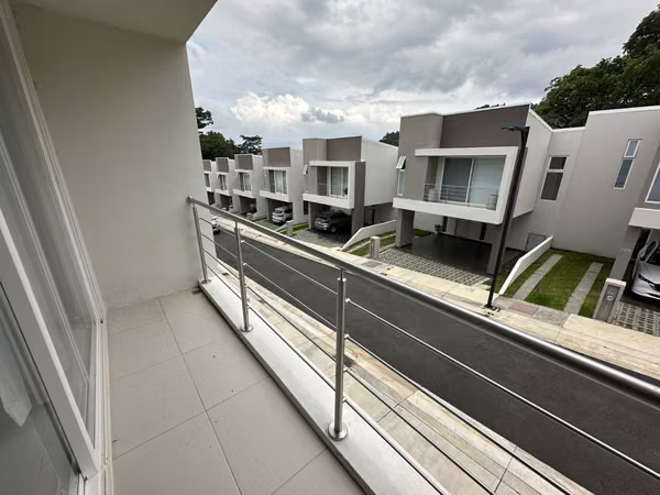 Casa en Condominio en Santa Ana