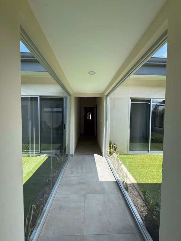 ALQUILER DE CASA EN CONDOMINIO HACIENDA GARABITO EN LA GARITA DE ALAJUELA