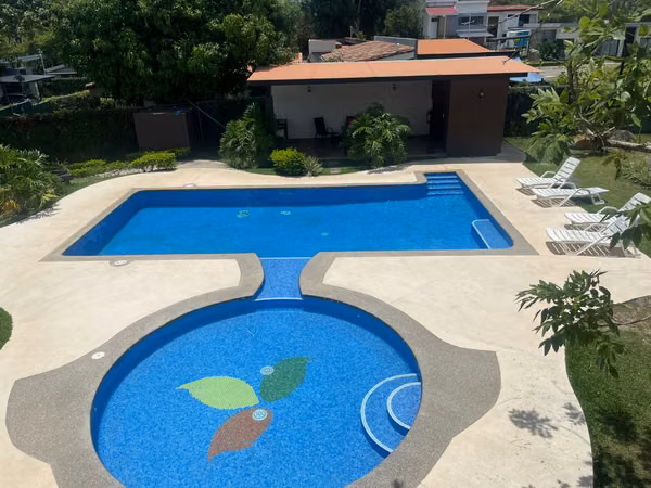 ALQUILER DE CASA EN CONDOMINIO HACIENDA GARABITO EN LA GARITA DE ALAJUELA