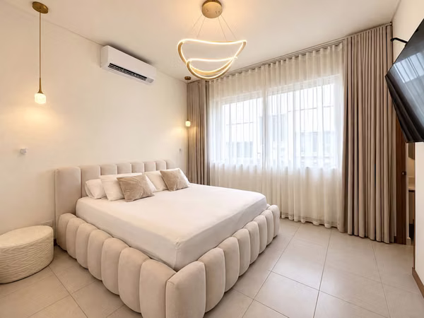 ALQUILER DE CASA AMUEBLADA EN CONDOMINIO BLUE, CARIARI