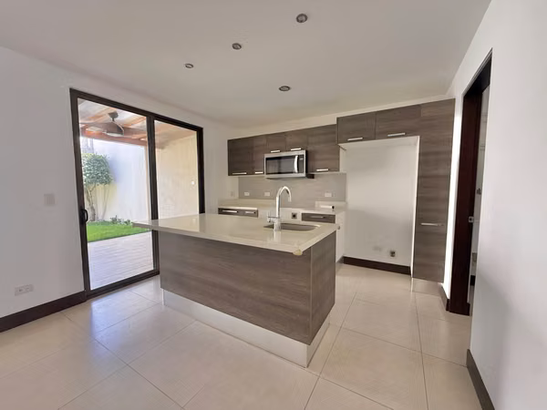 Spacious house in Santa Ana - HGM