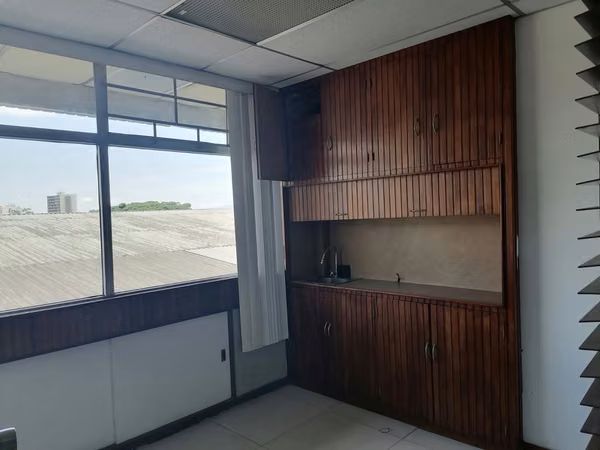 Oficinas en Paseo Colón / Haz crecer su negocio