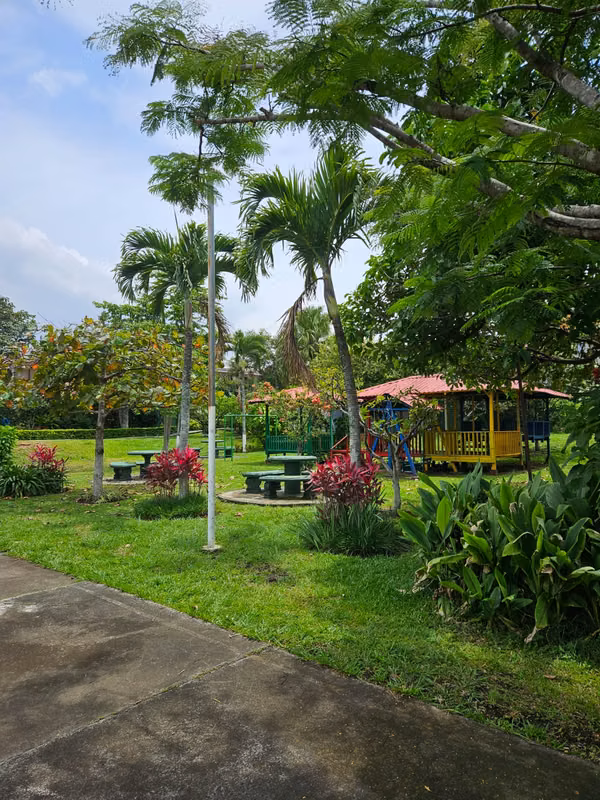 VENTA DE HERMOSA CASA EN CONDOMINIO HOSPITAL MEXICO