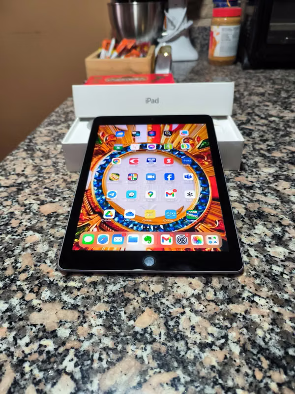 IPat in good condition with case