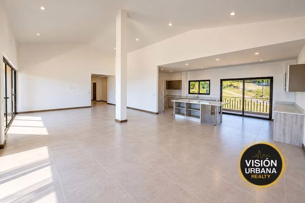 Penthouse de 4 Habitaciones en Condominio Vista Al Valle