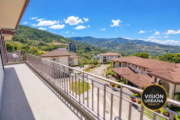 Penthouse de 4 Habitaciones en Condominio Vista Al Valle