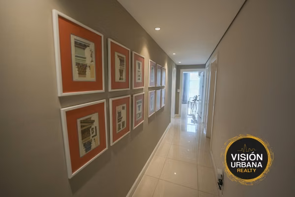 Apartamento Remodelado de 3 Habitaciones en Condominio Vistas de Mayorca