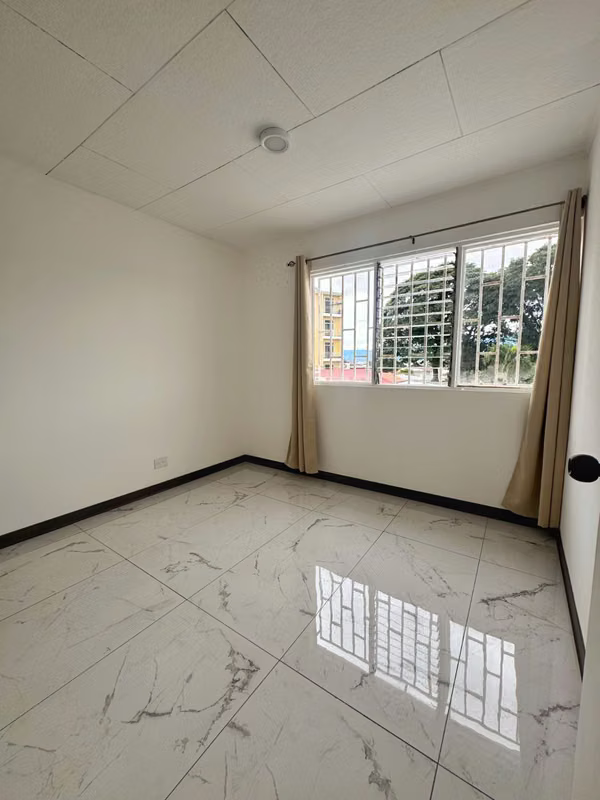 Apartamento amplio, totalmente remodelado en Rohrmoser! P206
