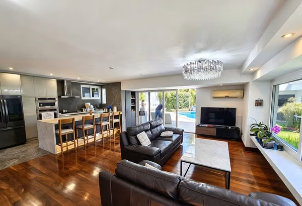 CASA EN VENTA | LAURELES, ESCAZÚ