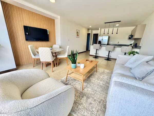 Apartamento amueblado con excelentes vistas en Paseo Colón