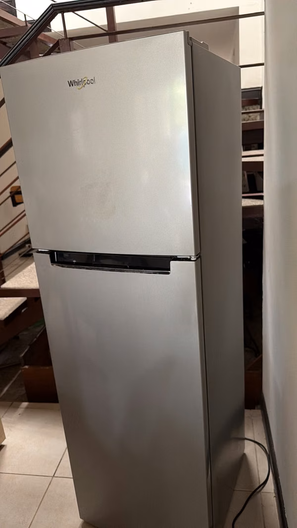 Refrigerator Whirlpool inverter 9 p