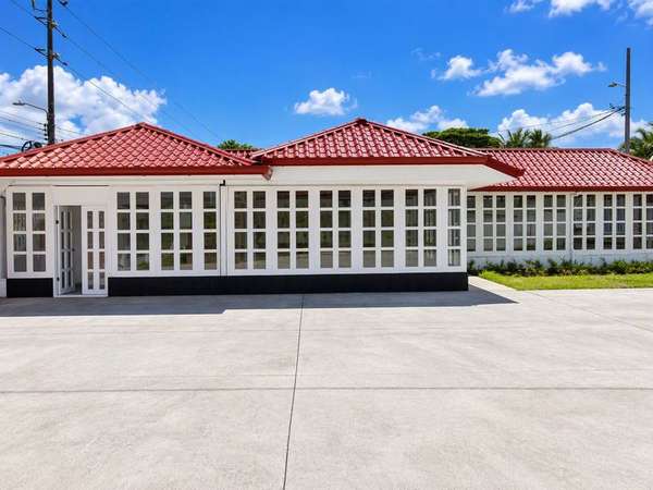 Beach Front Property Commercial / Residential Potential in Puntarenas