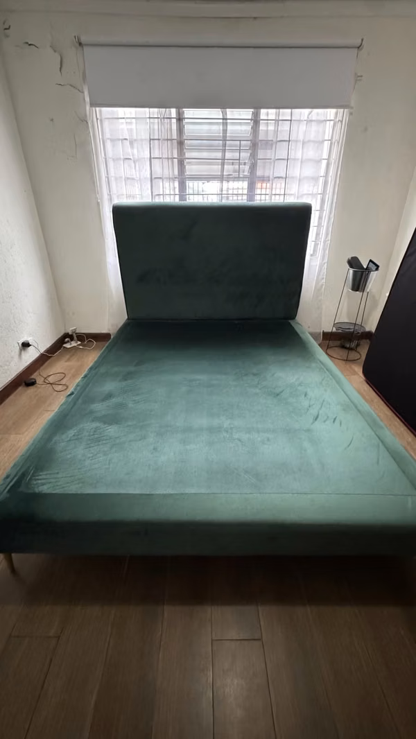 Queen bed + King Koil orthopedic mattress