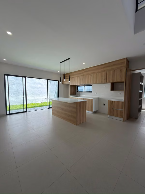 Casa para Estrenar en una excelente Ubicacion