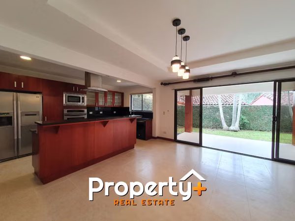 Jardín - Jaboncillo - Amplia - 322 m2 de terreno