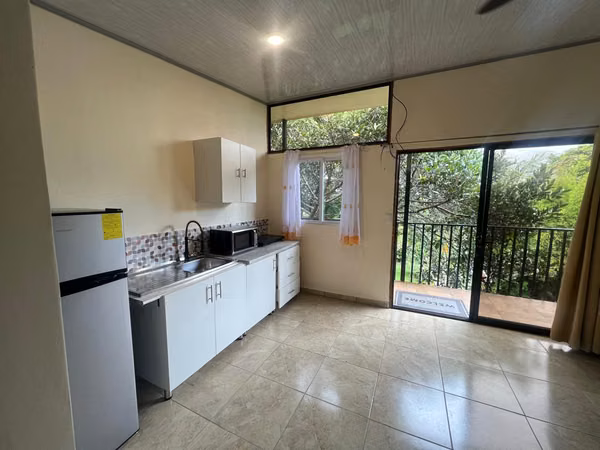 Apto. Studio amueblado para una pesona con todo los servicios Barva Heredia