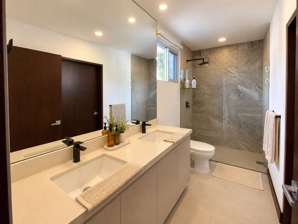 VENTA / ALQUILER DE CASA EN CONDOMINIO EN JABONCILLOS, ESCAZÚ