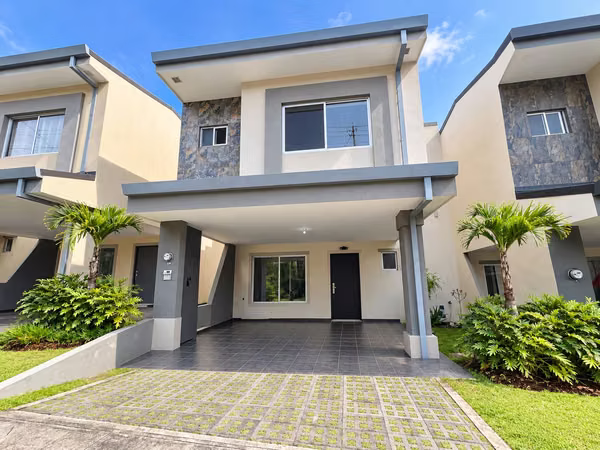 House for rent in Condominio Los Alamos - 124; near Sabanilla - 124; 630,000
