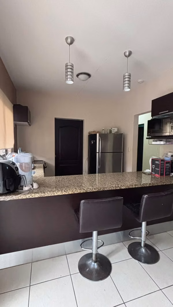 Apartamento en Condominio Torres del Sol