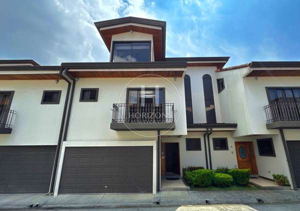 House in Condominium Guayabos Curridabat 4 Rooms NJA1305