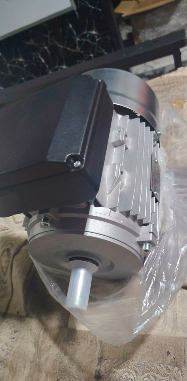 New 5hp 220v techtop engine in high