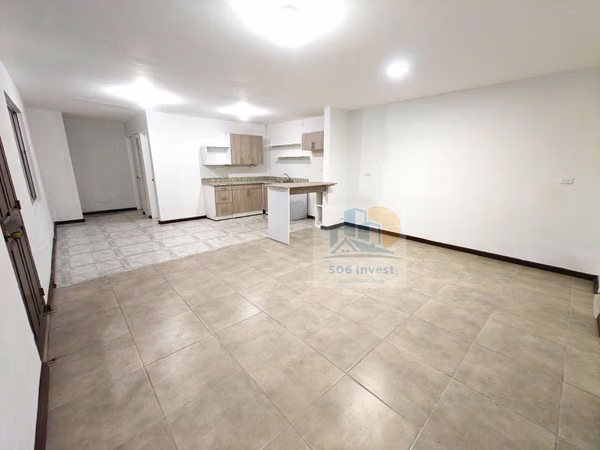 Casa de 1 piso en alquiler en Escazú por 650,000 con agua, electricidad y seguridad incluidas