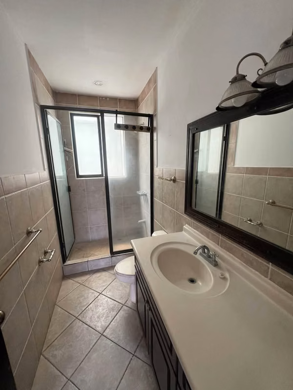 Townhouse is sold in GUACHIPELIN from Escazu by district four