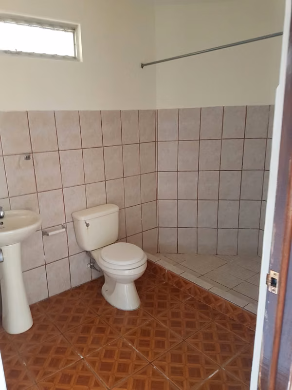 Alquiler de Apartamento en Desamparados, 250 mts oeste del Rancho Garibaldi, frente al Centro de Carnes Cucubres