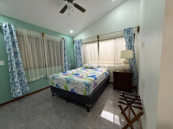 ¡Mudate y comenzá a disfrutar! Casa amueblada en condominio en Comunidad, Liberia
