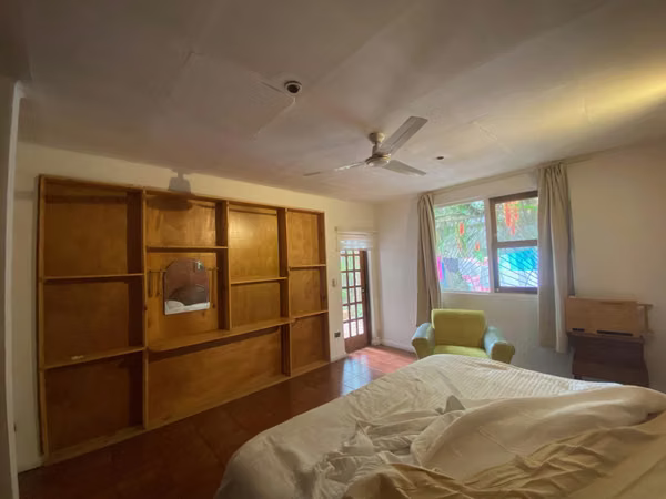 Casa independiente en venta en La Sabana