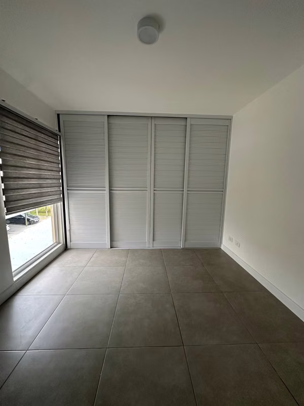Apartamento en Alquiler con parqueo techado Monte Alto Curridabat