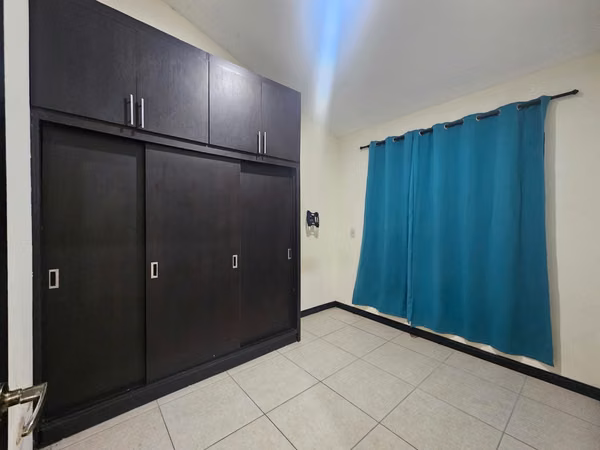 SE CEDE DEUDA POR 35 MILLONES, APARTAMENTO EN SANTA ANA CENTRO