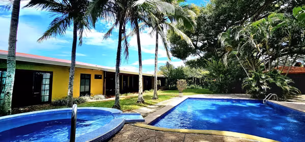 Venta de Casa en Alajuela, Río Segundo TIPO QUINTA CON PISCINA