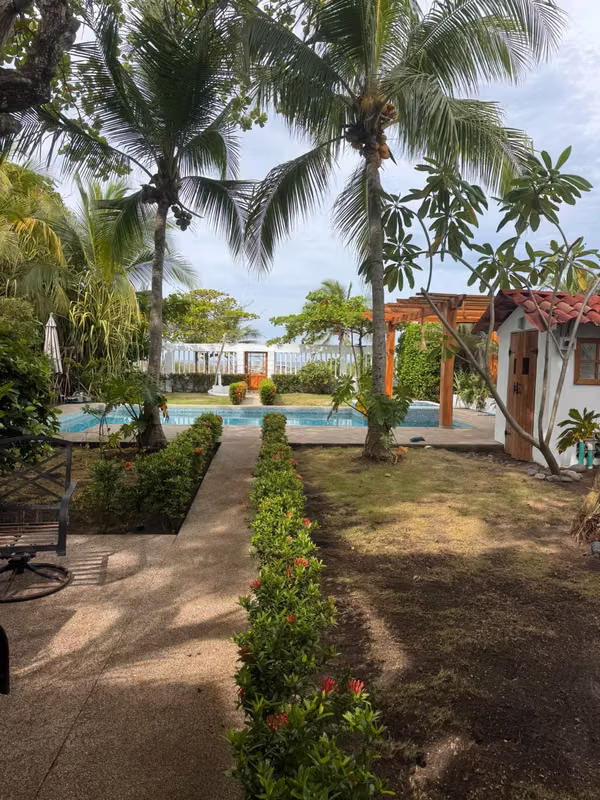 VENTA OPORTUNIDAD $275,000 FRENTE AL MAR CASA PLAYA TIVIVES VHPCV303