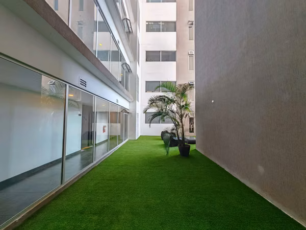 Alquiler de apartamento en Nunciatura. Moderno Edif Via NOva 74.