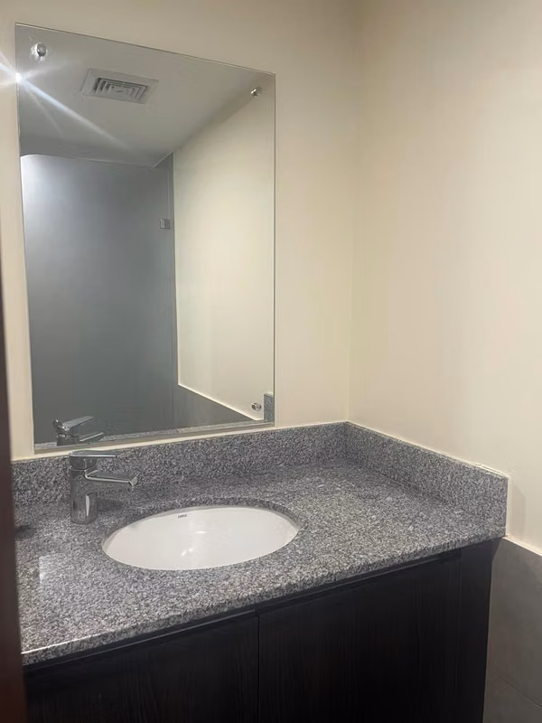 Apartamento 1 habitacion en alquiler Torre Los Yoses con parqueo, bodega y amenidades