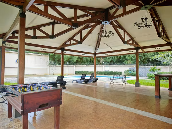 Se vende casa en Alajuela centro. Condómino  Ana Bolena