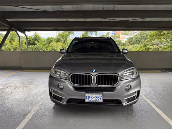 BMW X5 SDrive 25d TwinPowerTurbo Diesel, 2017 Excelente estado estético y Funcional