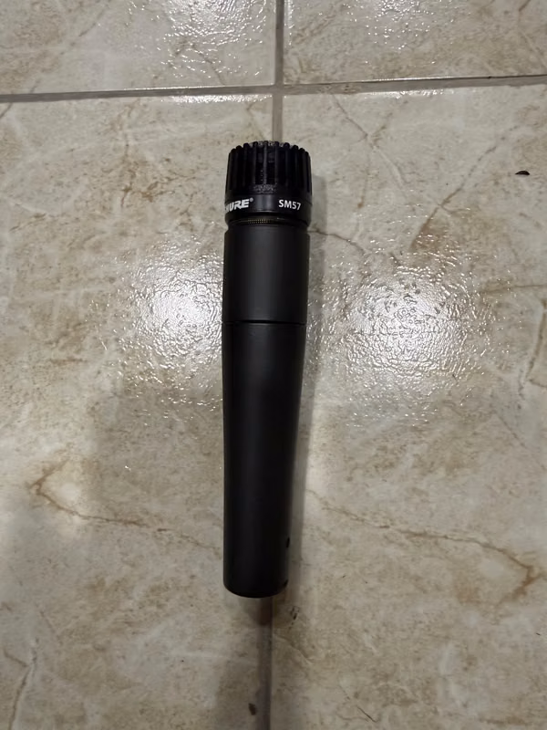 Shure SM57 Microphone